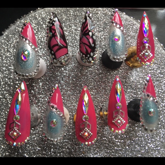 🌹JAZZII ROSETTE BUTTERFLY🦋 NAILS(Med1,5,4,6,8) - Picture 5 of 7